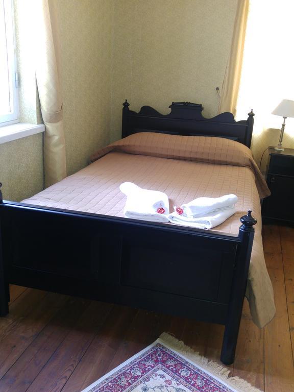 Mamma Mia Guest House Кярдла Экстерьер фото