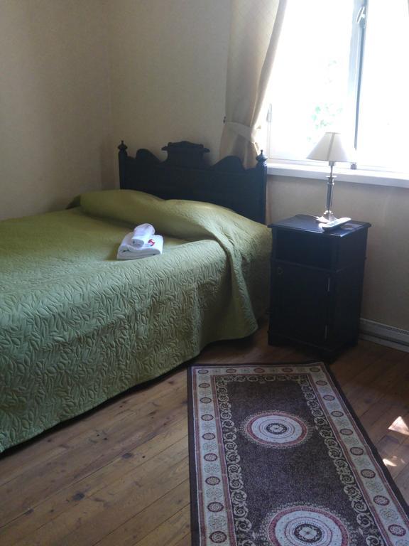 Mamma Mia Guest House Кярдла Экстерьер фото