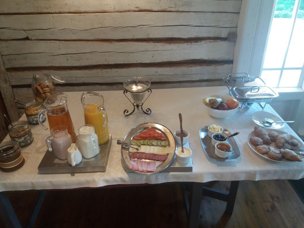 Mamma Mia Guest House Кярдла Экстерьер фото