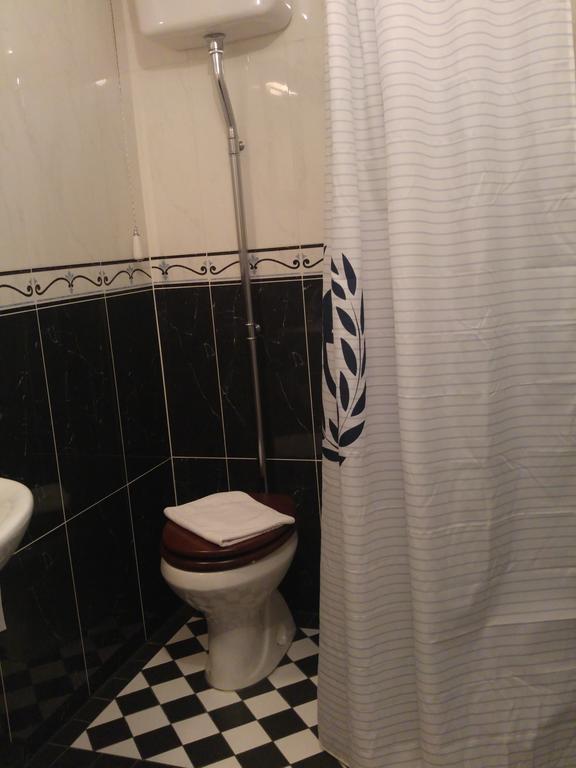 Mamma Mia Guest House Кярдла Экстерьер фото